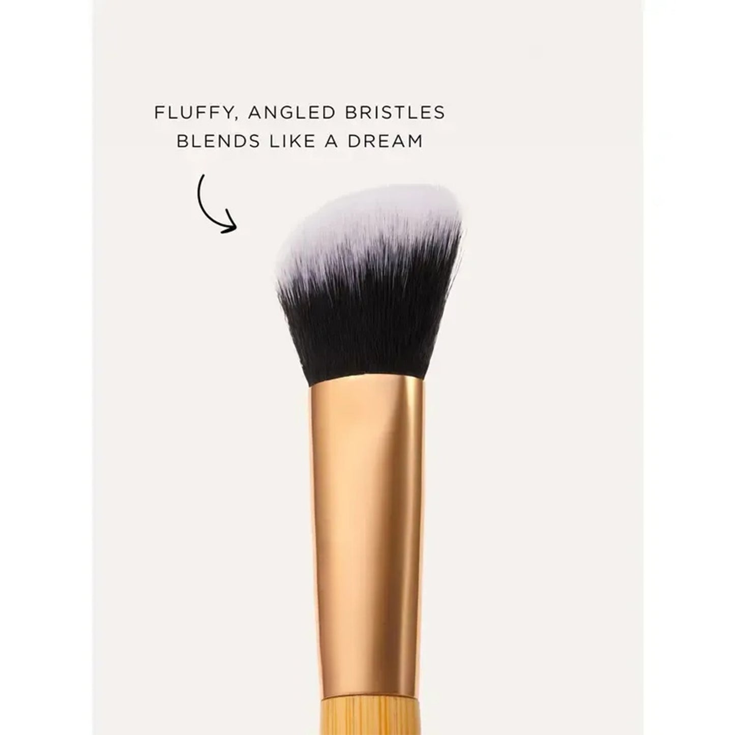 MCOIKY®Concealer Paw Brush - Angled for Seamless Application